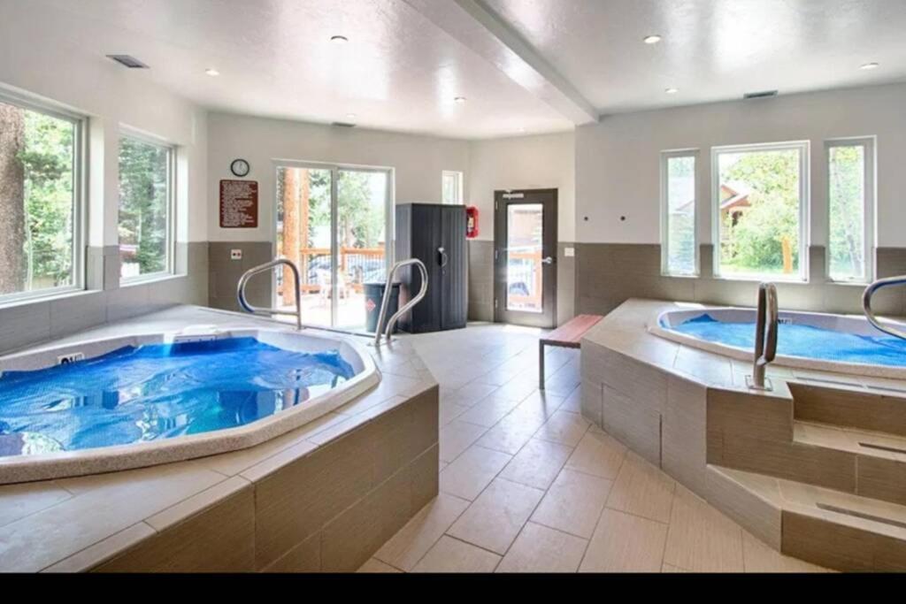 Hot Tub & Sauna Peak 8 Breckenridge Exteriör bild